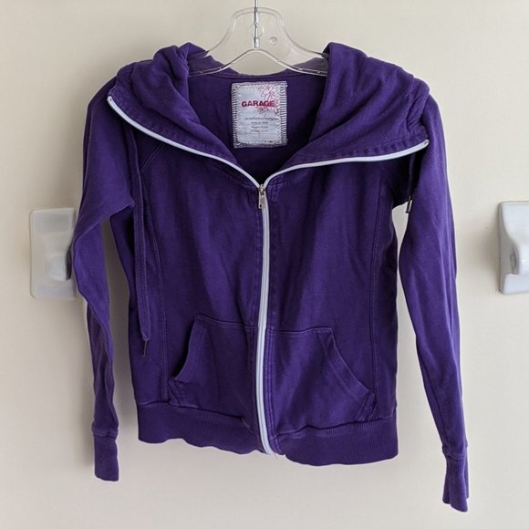 💙 (3/$25) Garage Purple Sweater - Picture 1 of 2